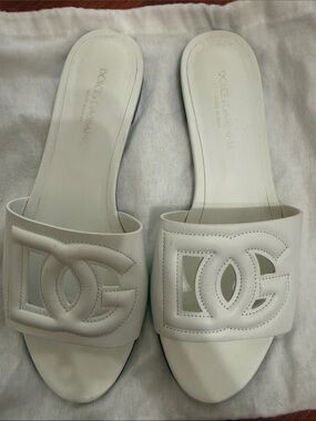 Dolce & Gabbana White Leather Logo Slide Mules